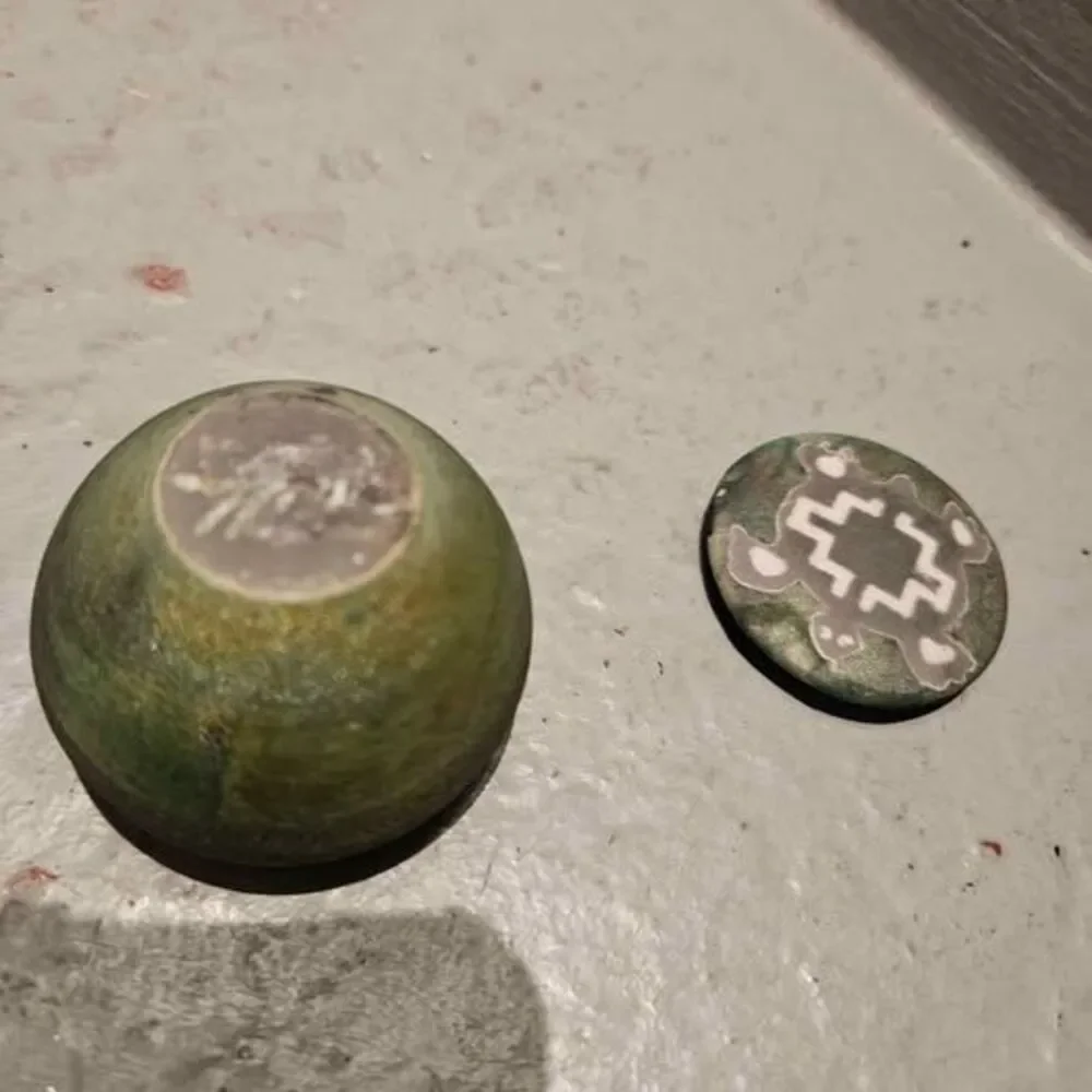 Signed Iridescent Pottery Jar 1" - Picture 5 of 6